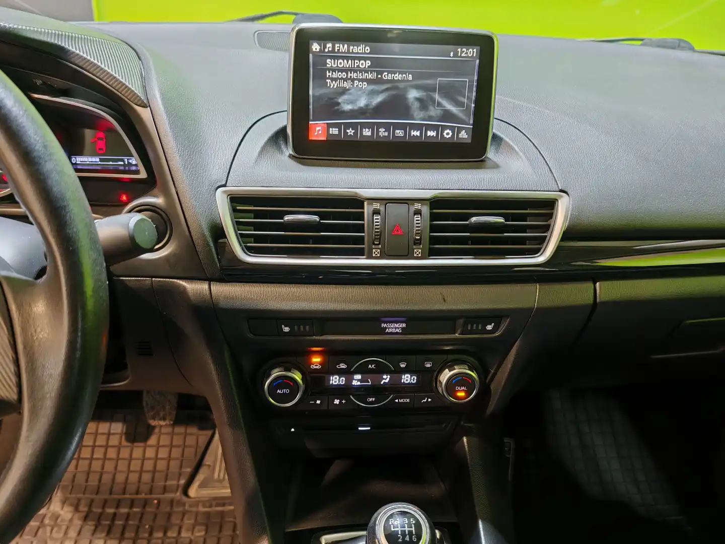 car-image