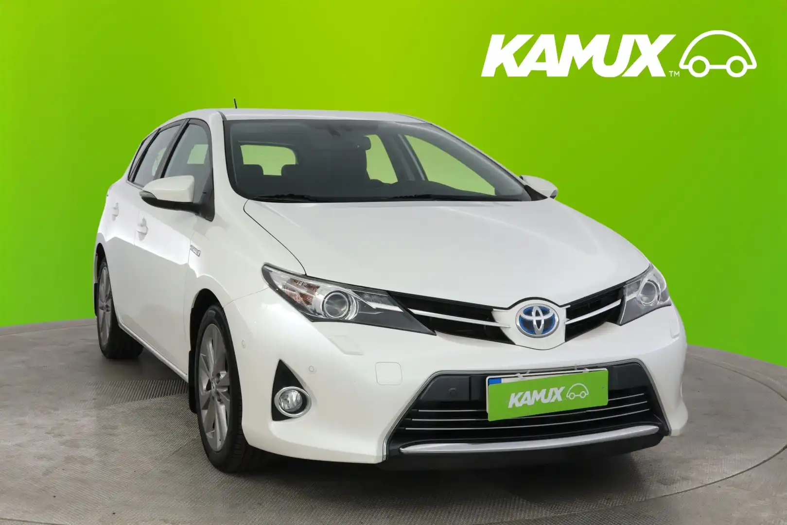 car-image