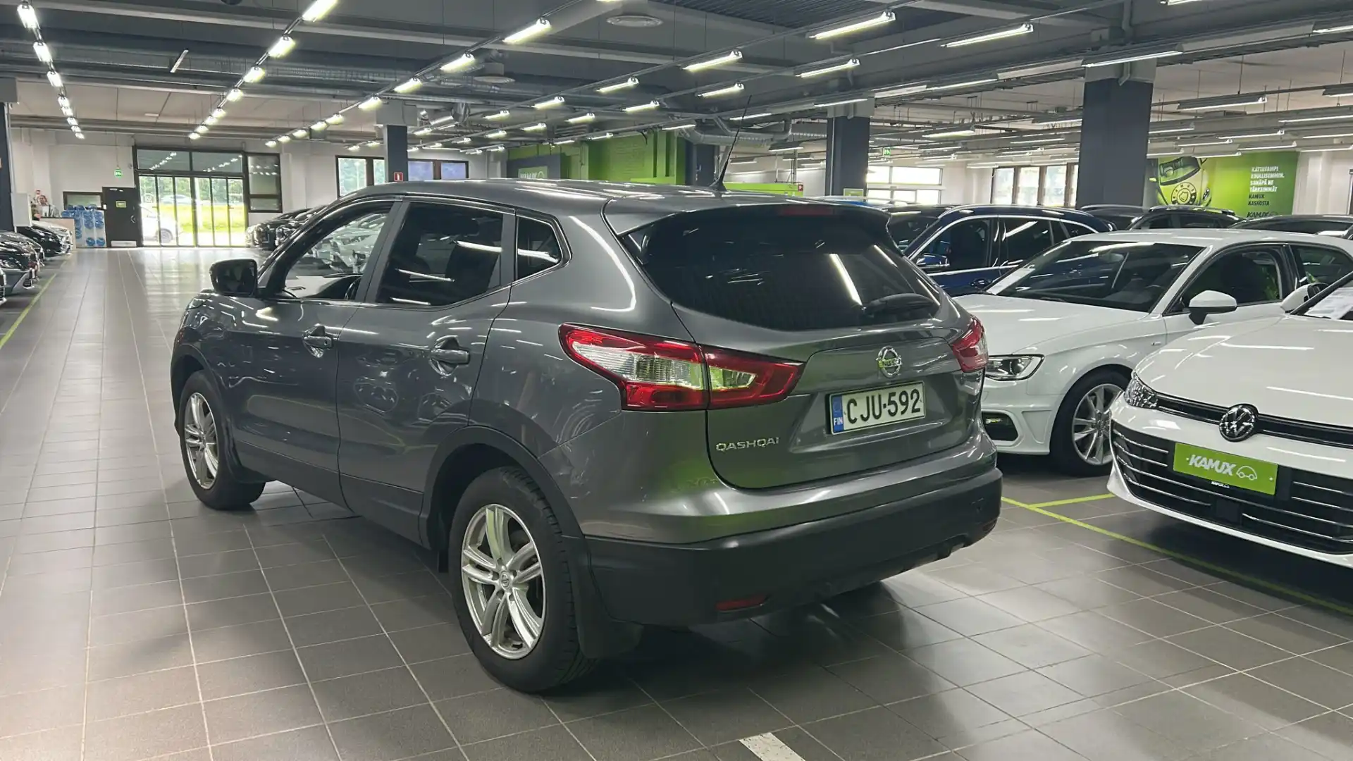 car-image