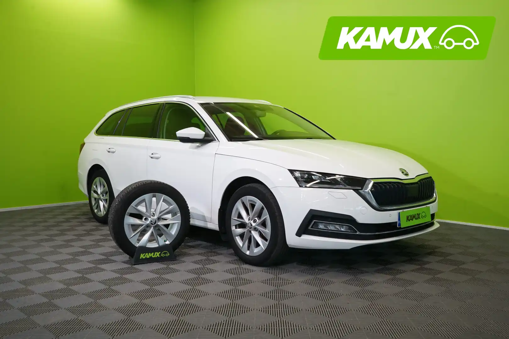 car-image