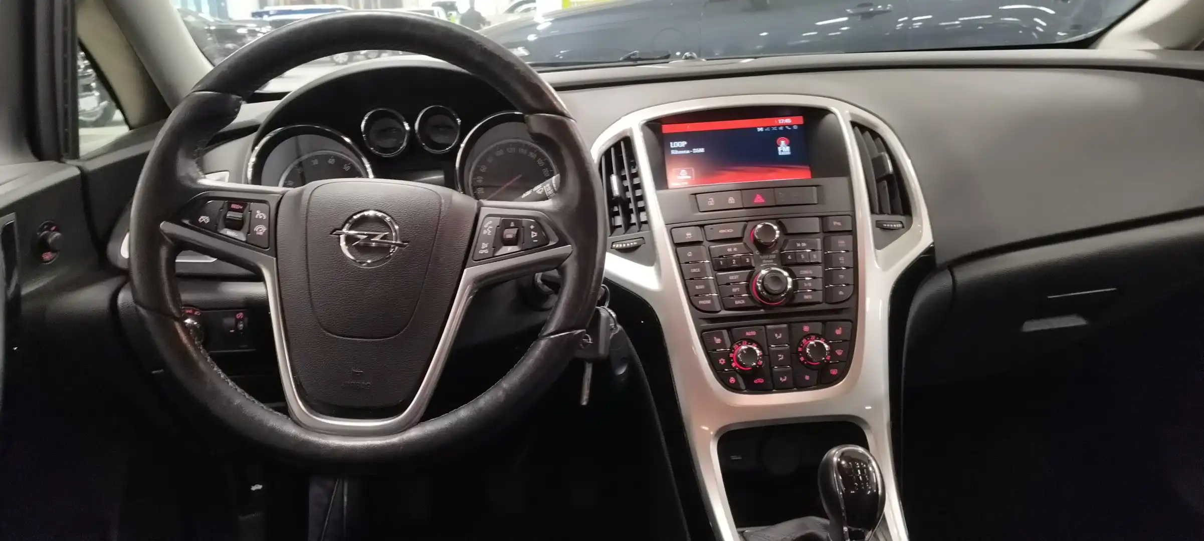 car-image