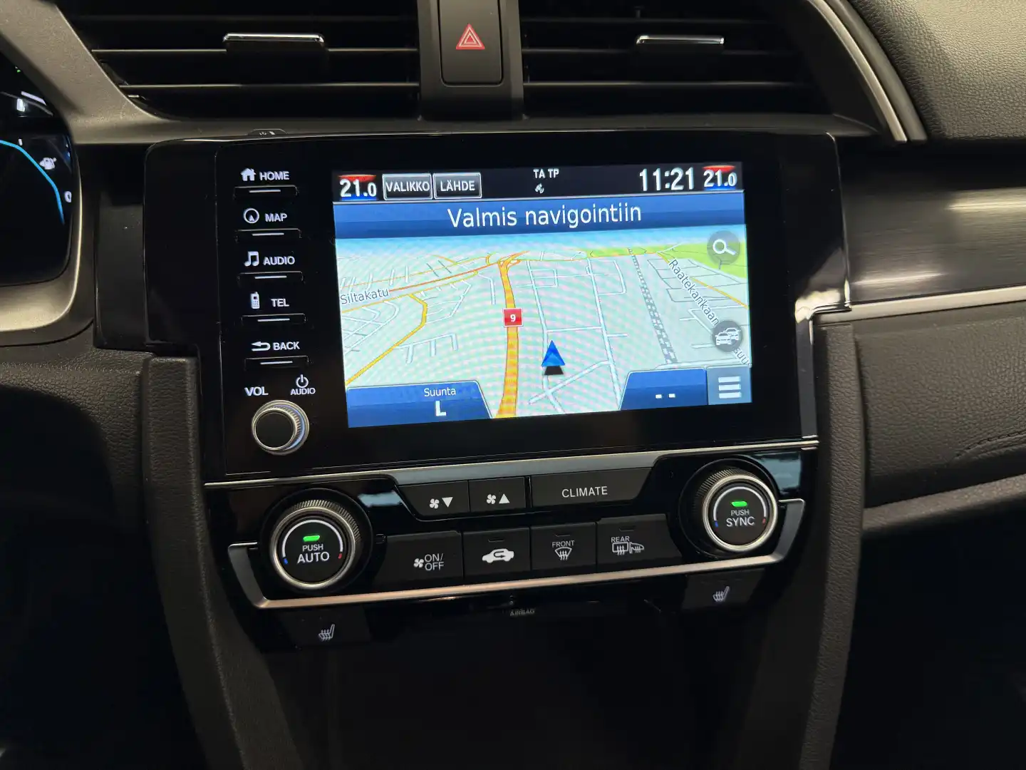 car-image