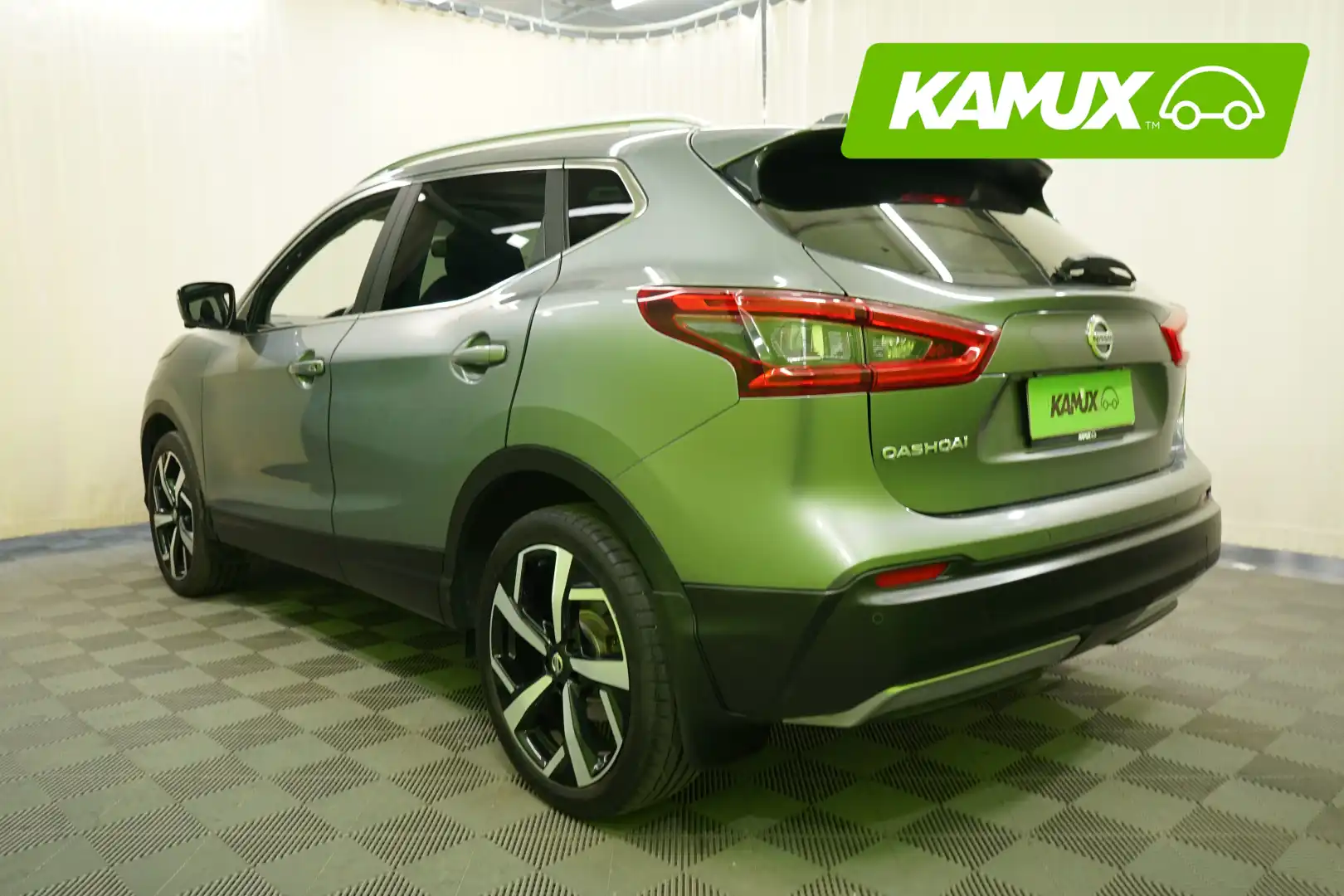 car-image