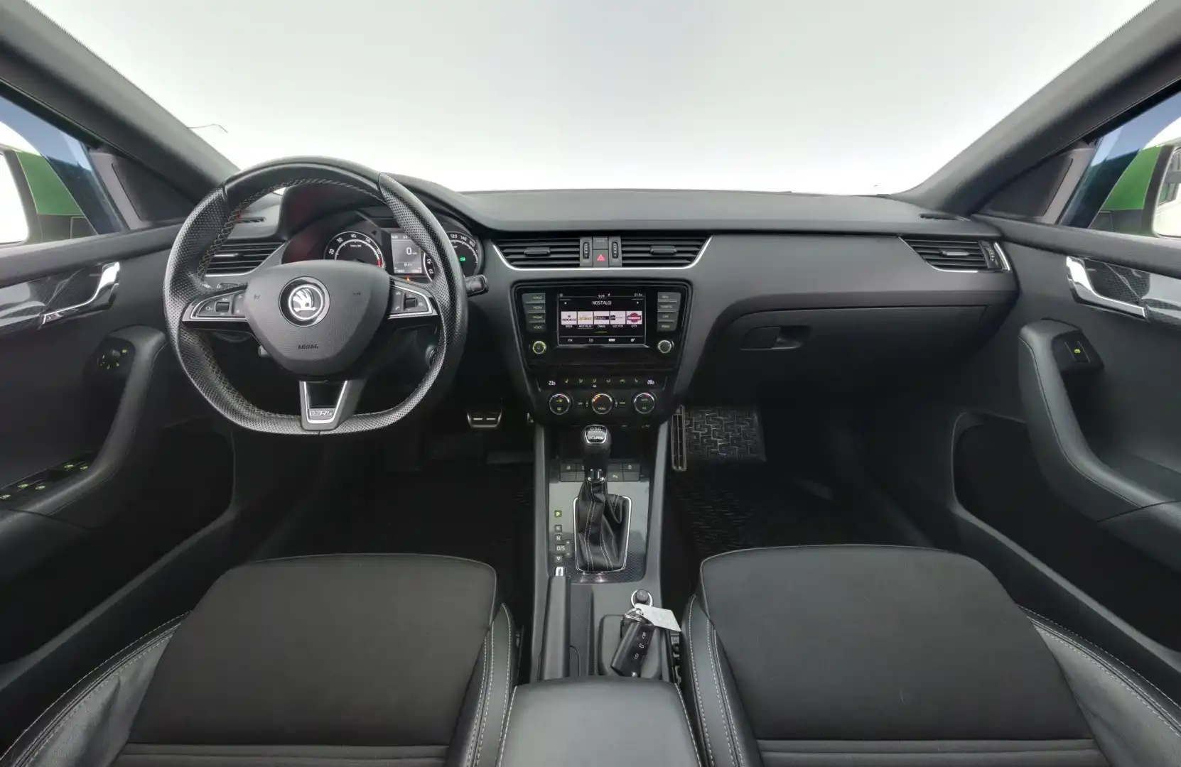 car-image