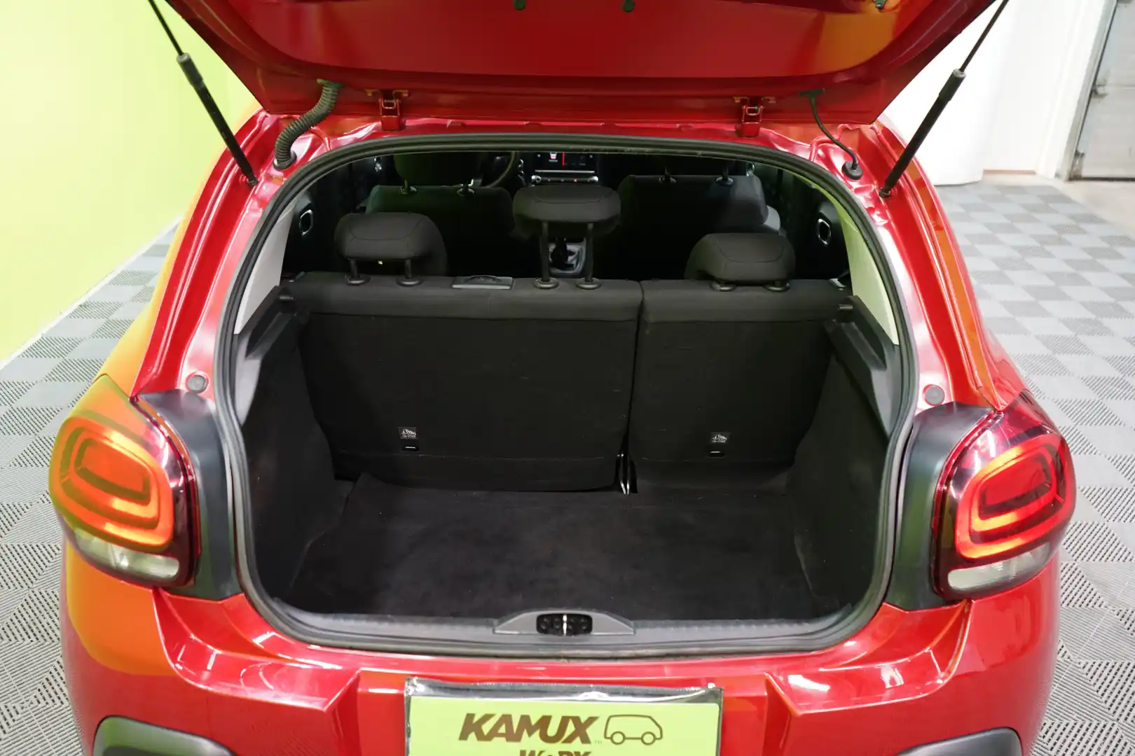 car-image