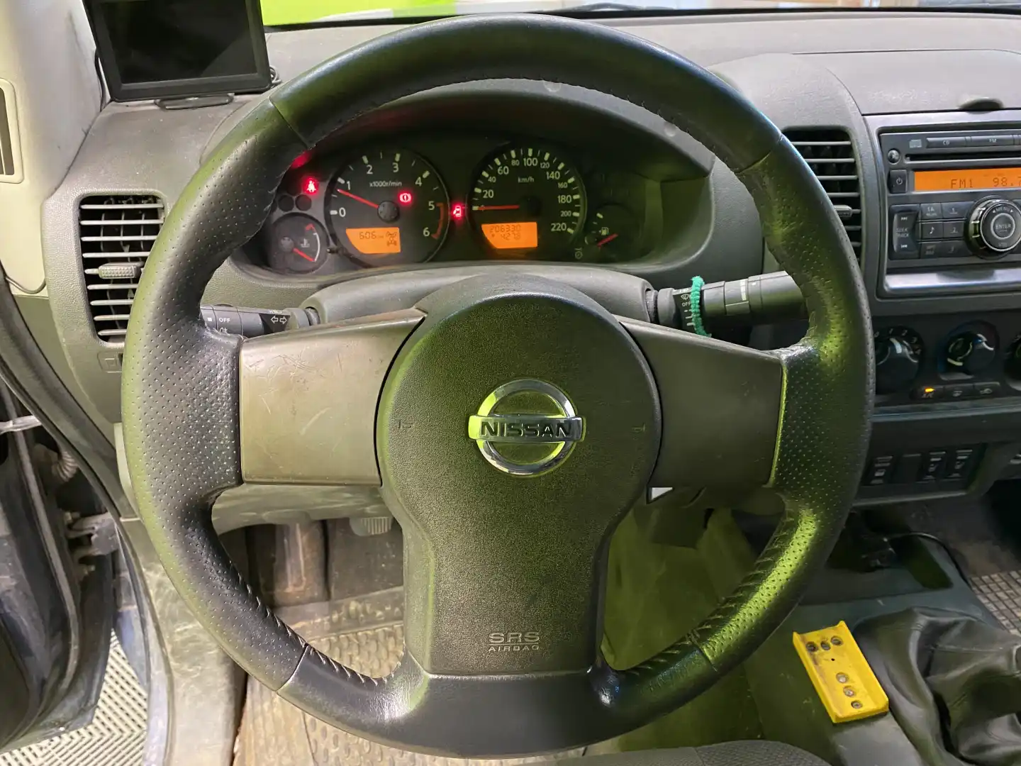 car-image