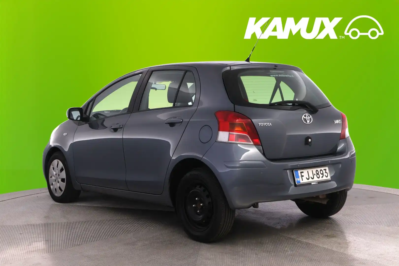 car-image