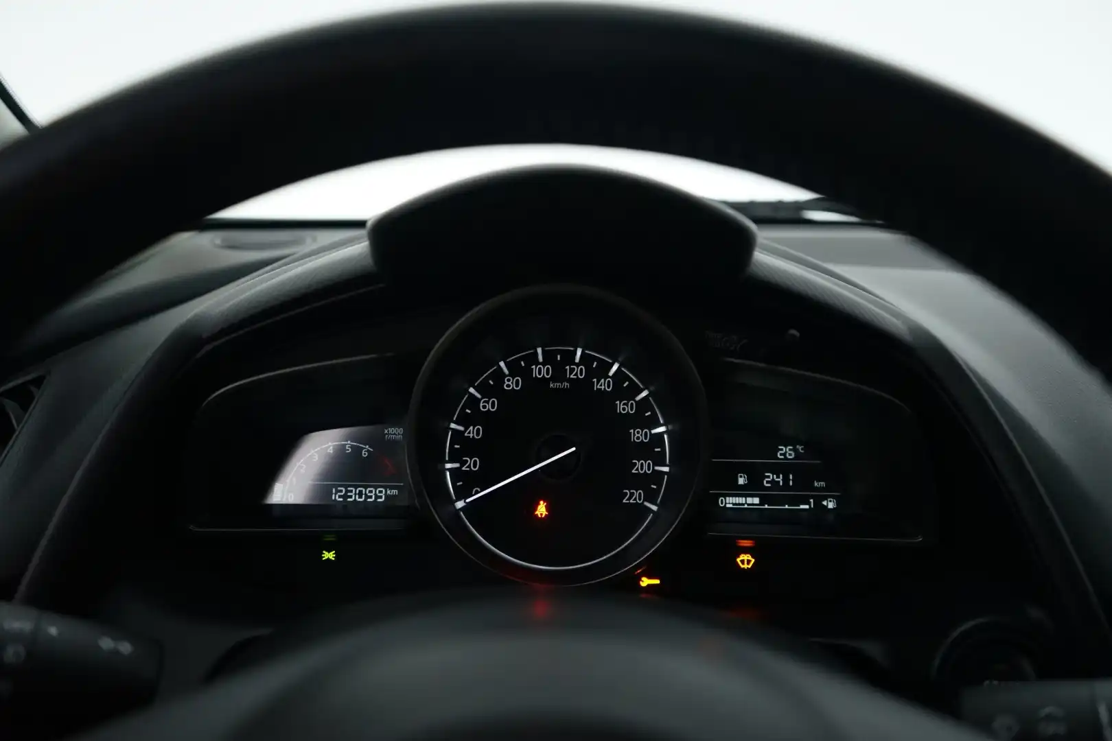 car-image