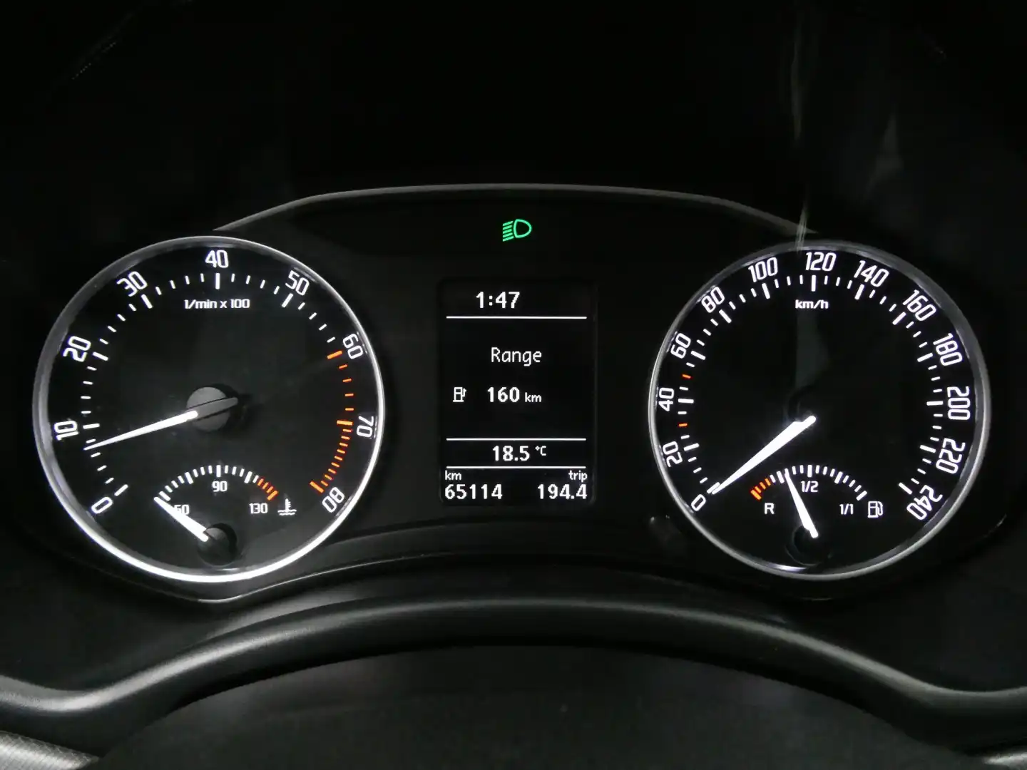 car-image