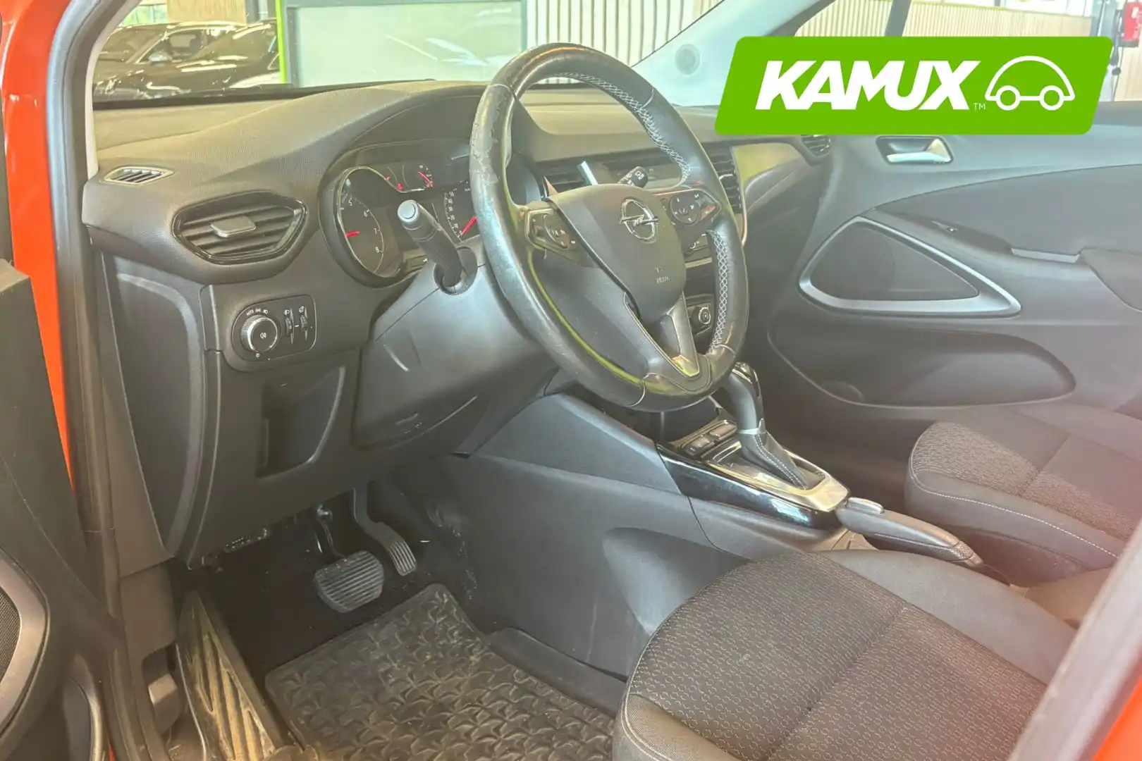 car-image