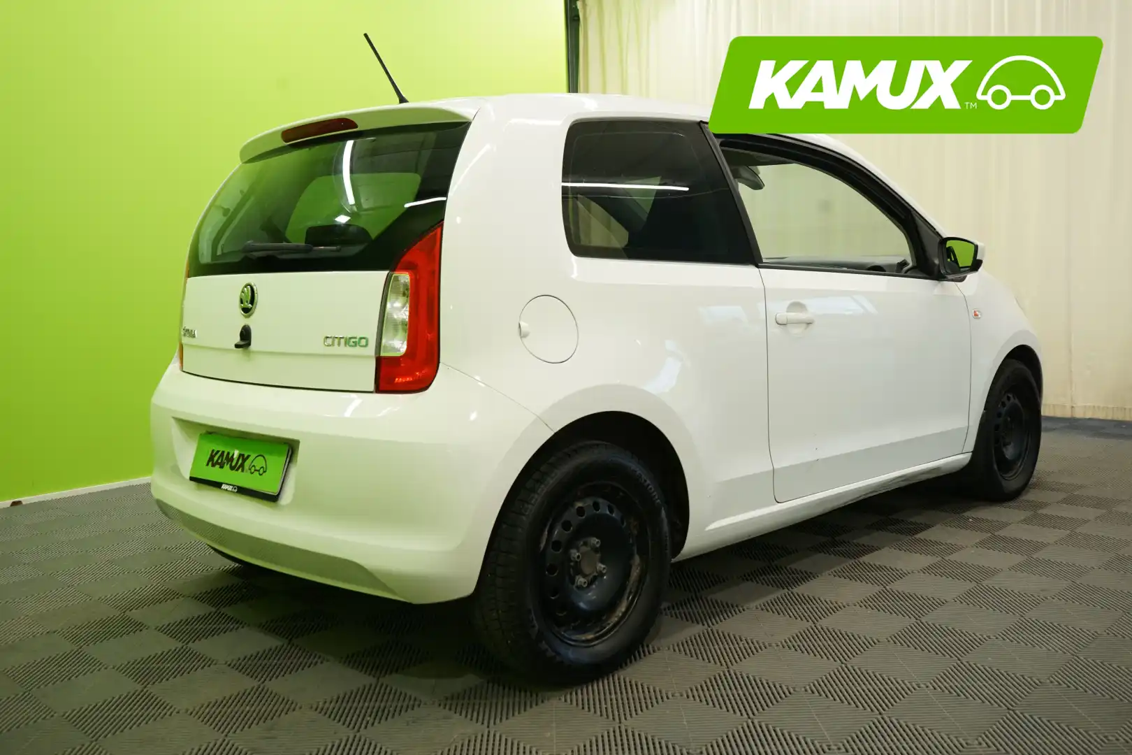 car-image