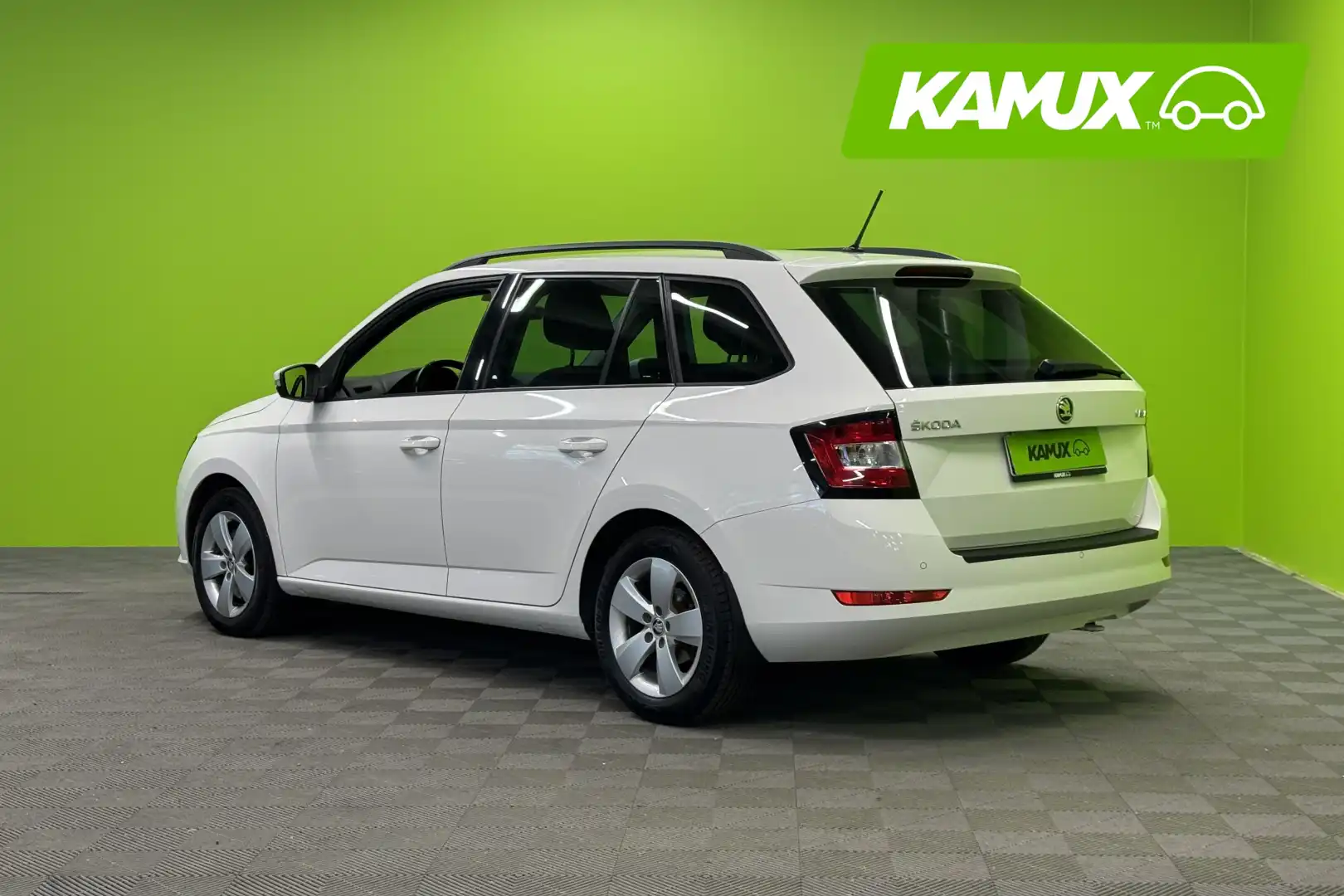 car-image