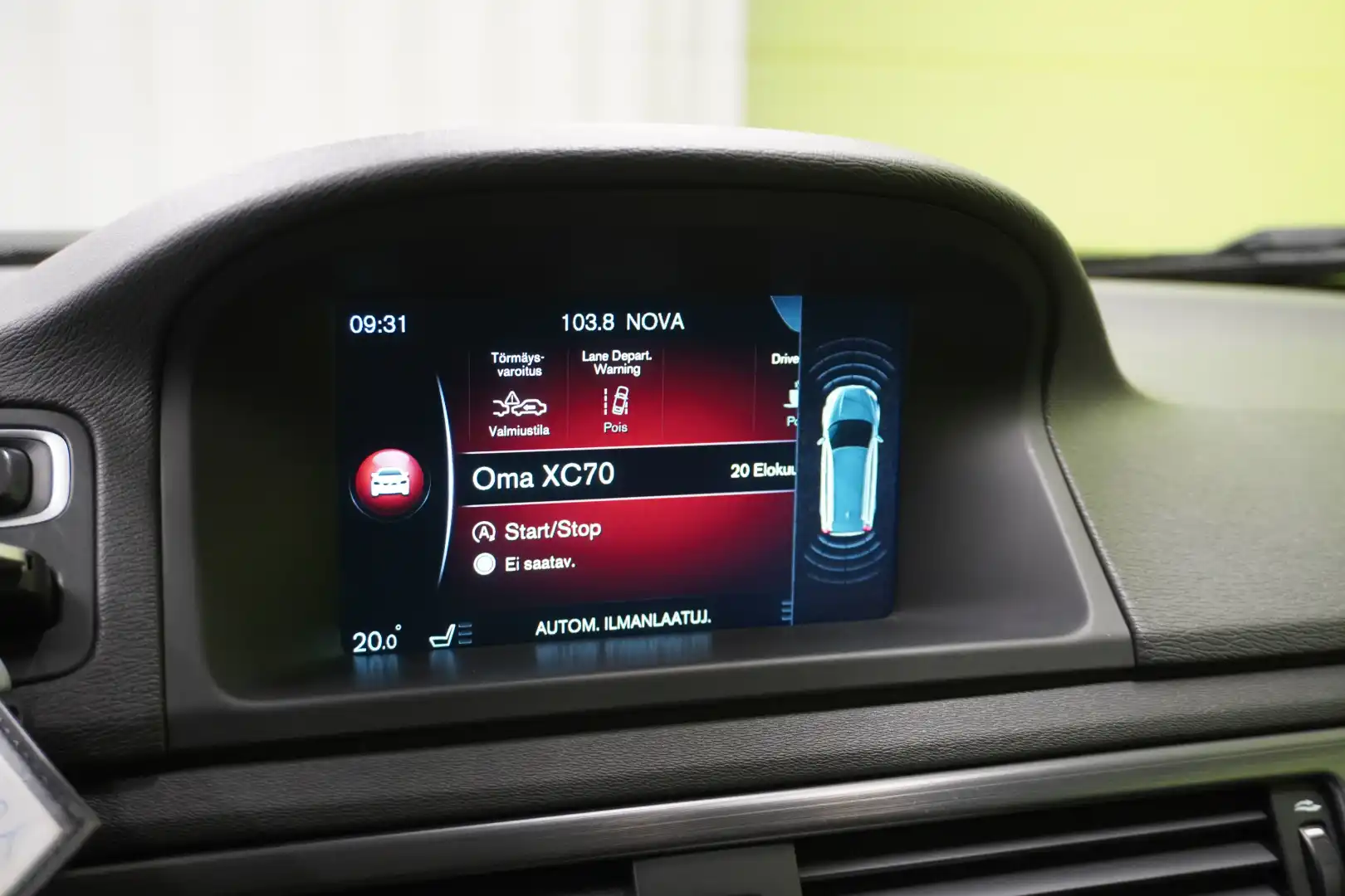 car-image