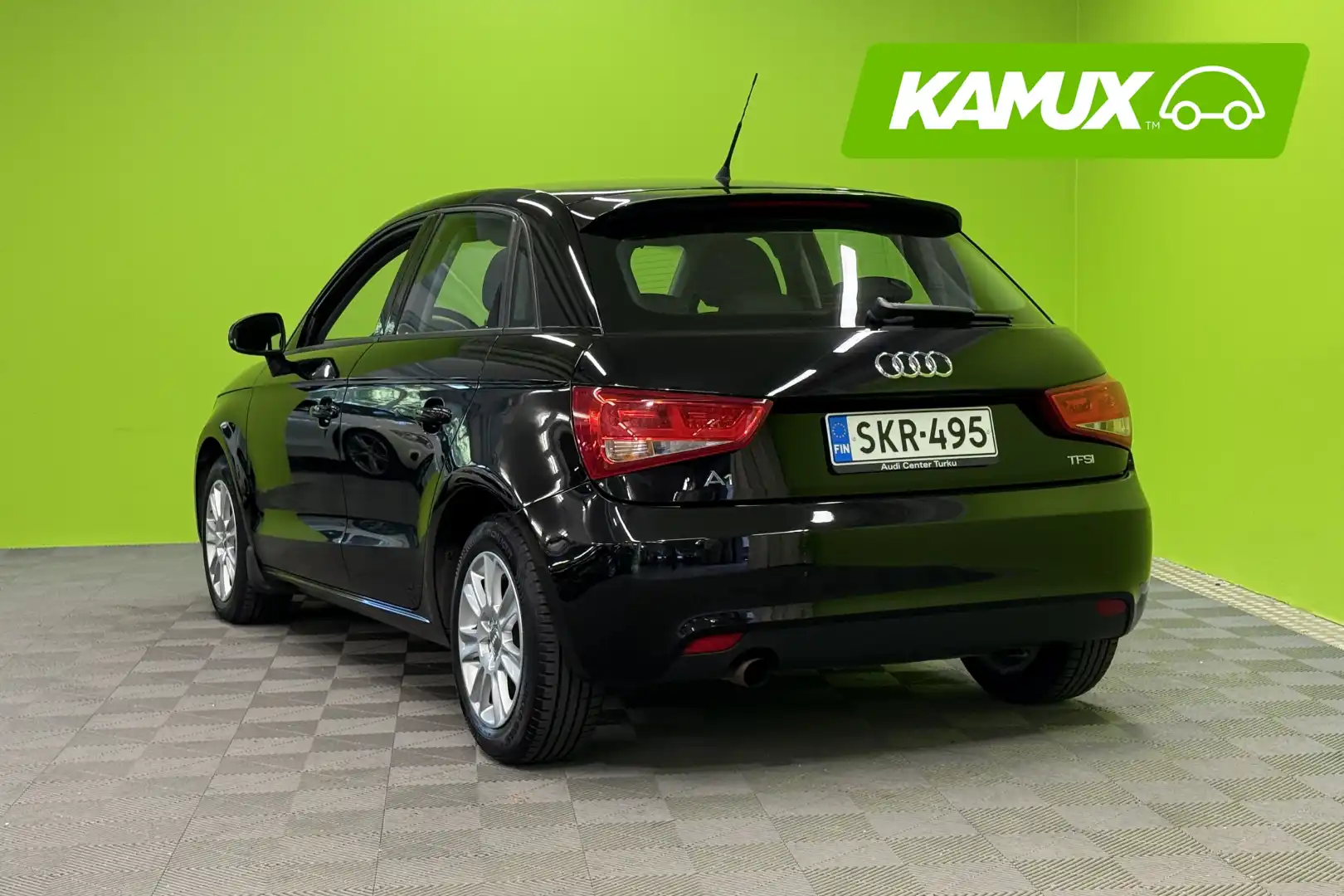 car-image