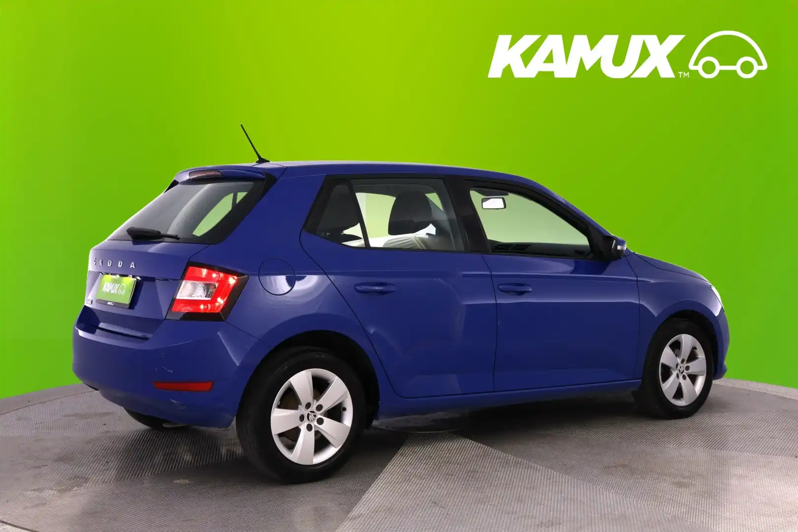 car-image