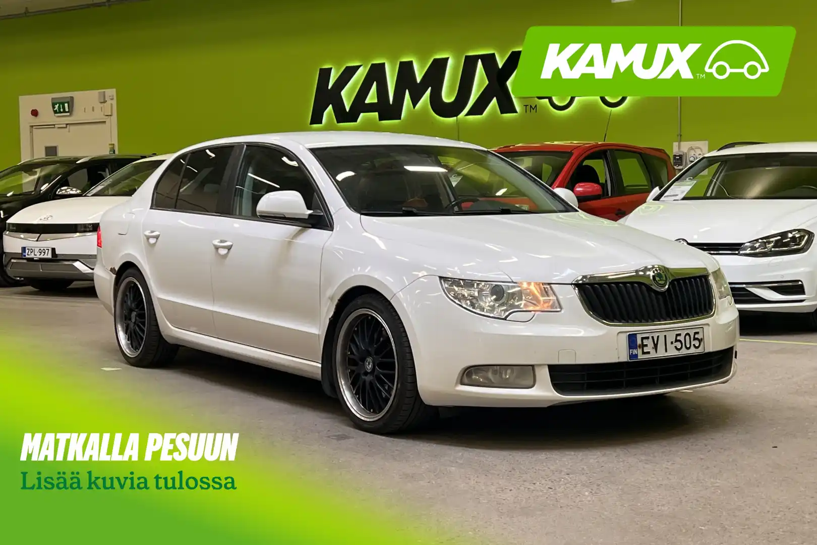 car-image