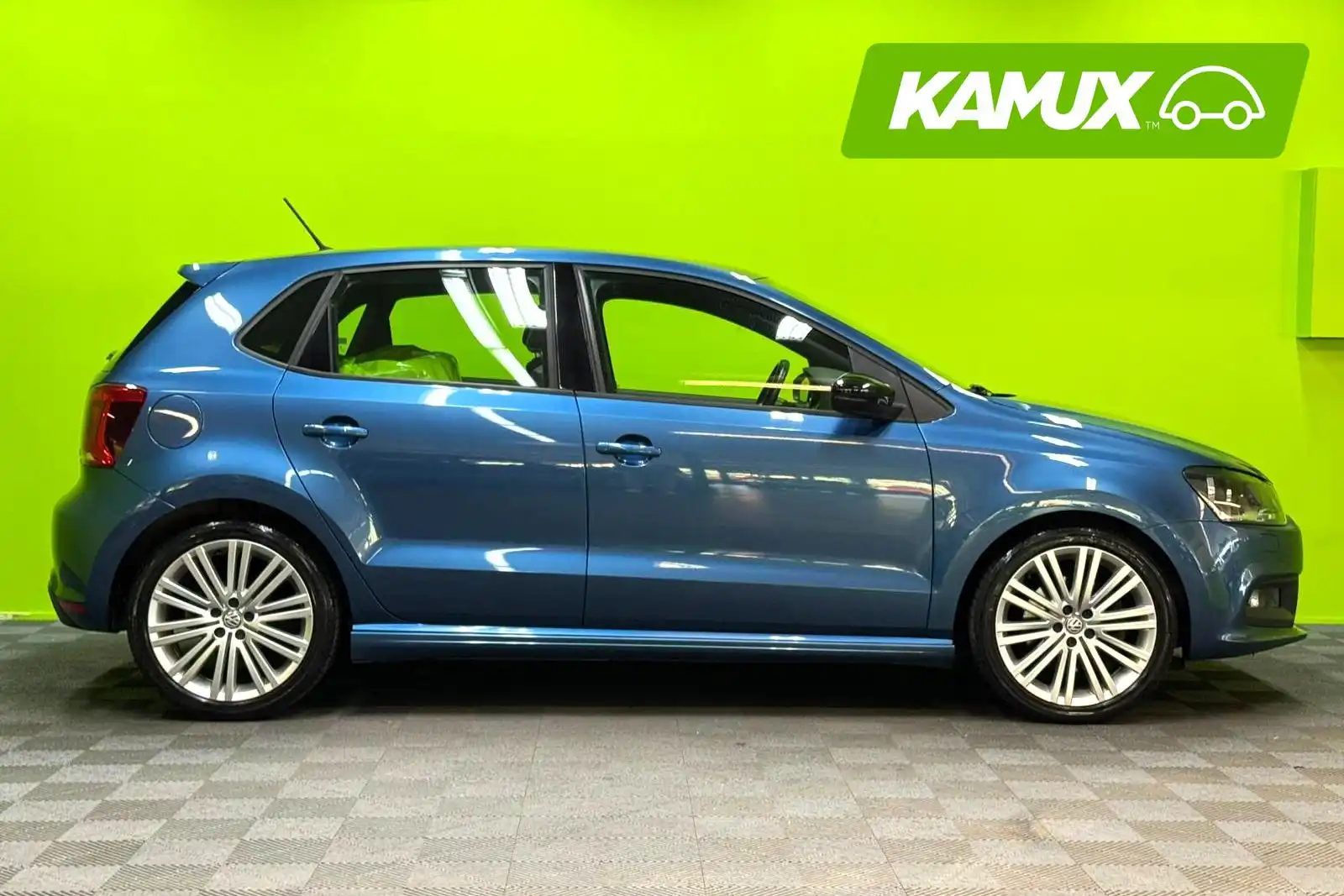 car-image
