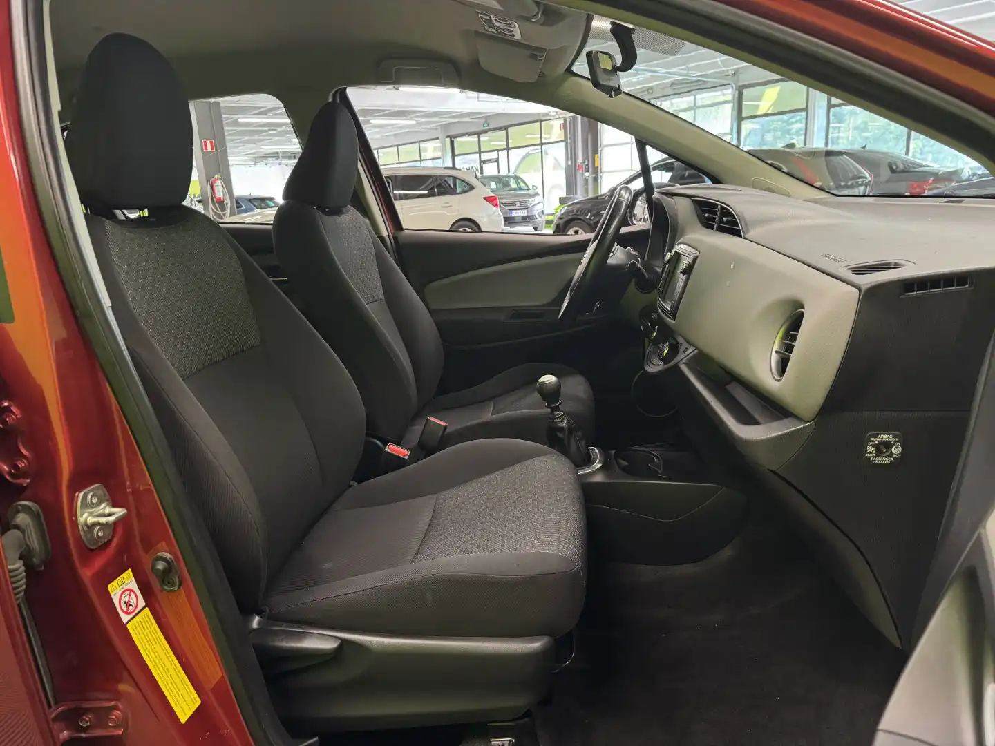 car-image