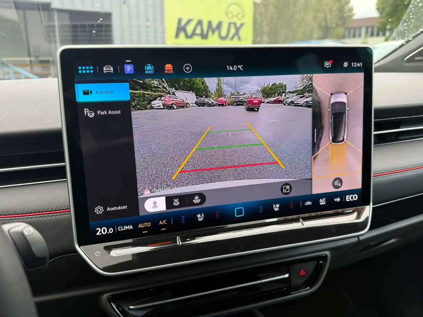 car-image