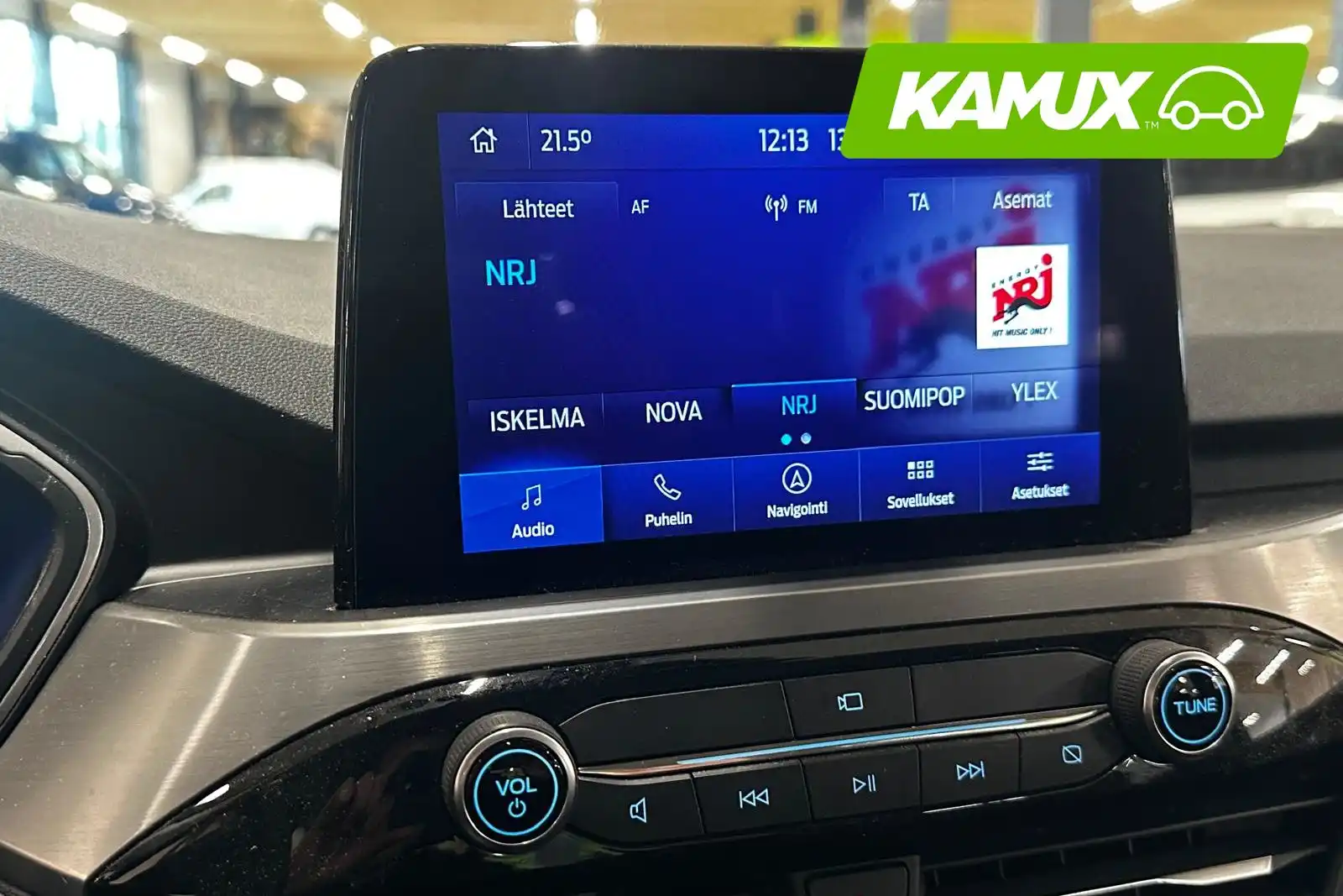 car-image