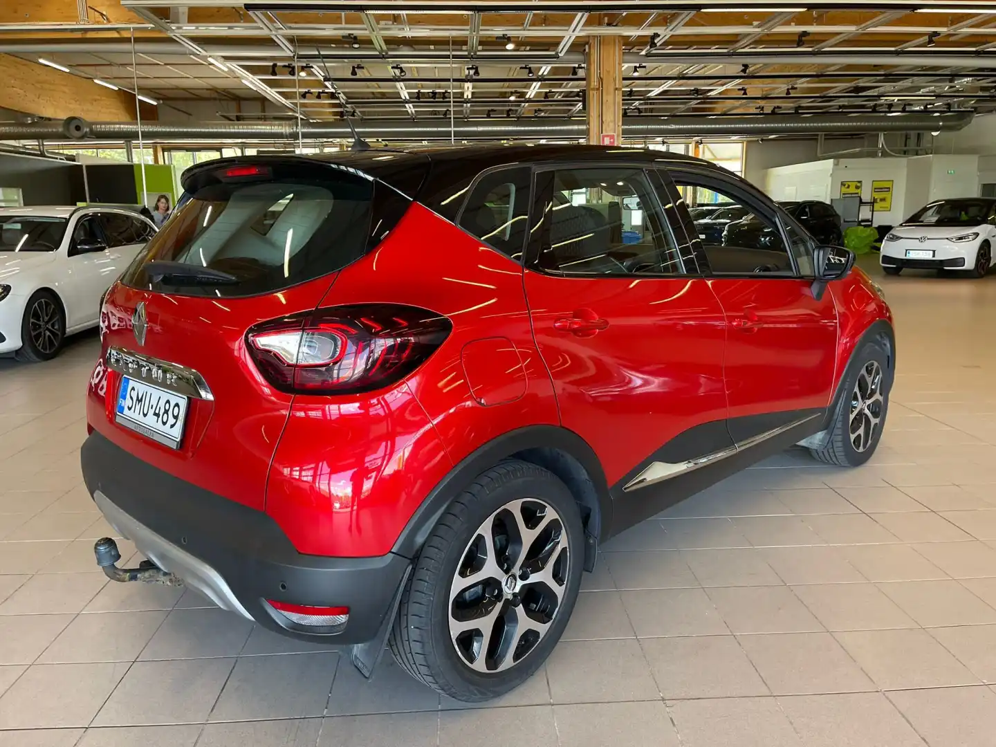 car-image