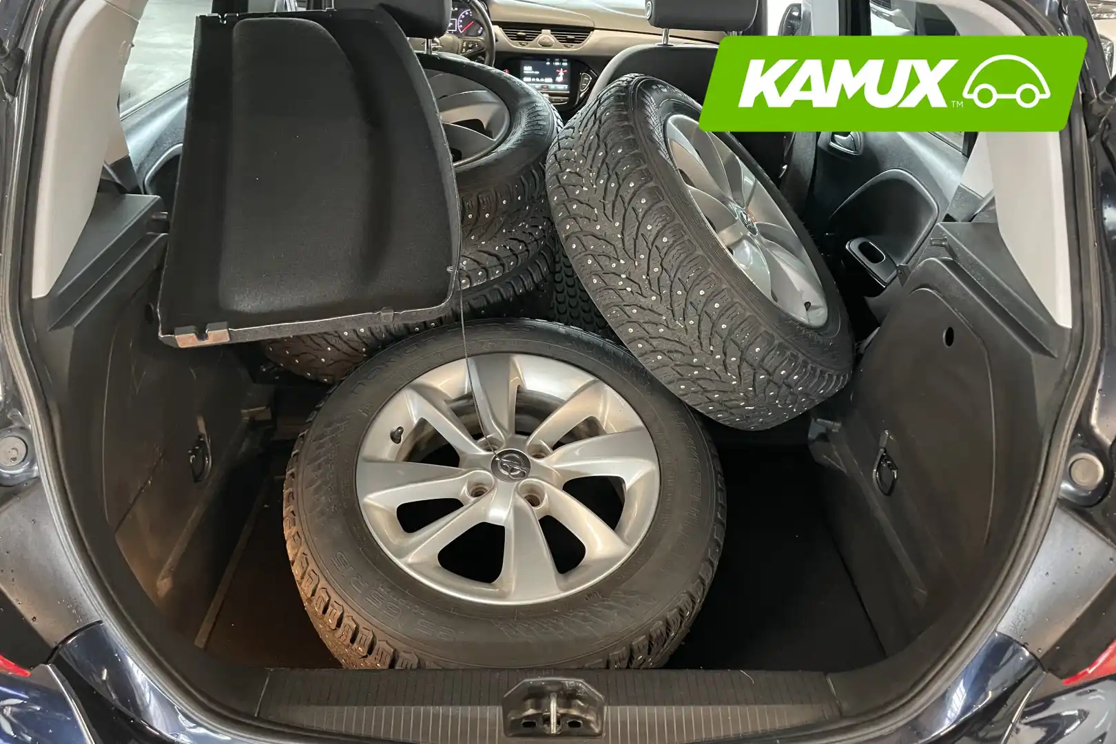 car-image