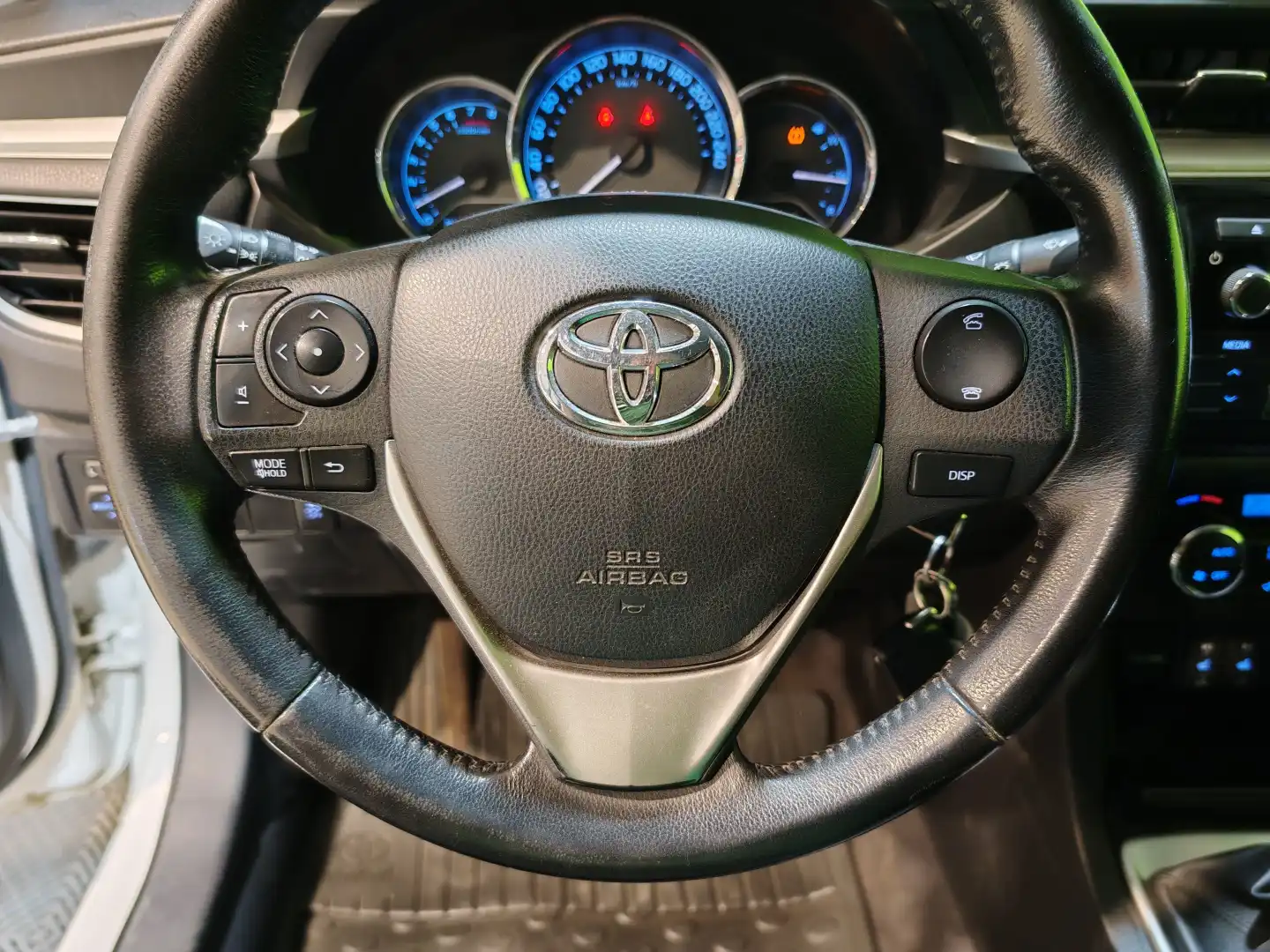 car-image