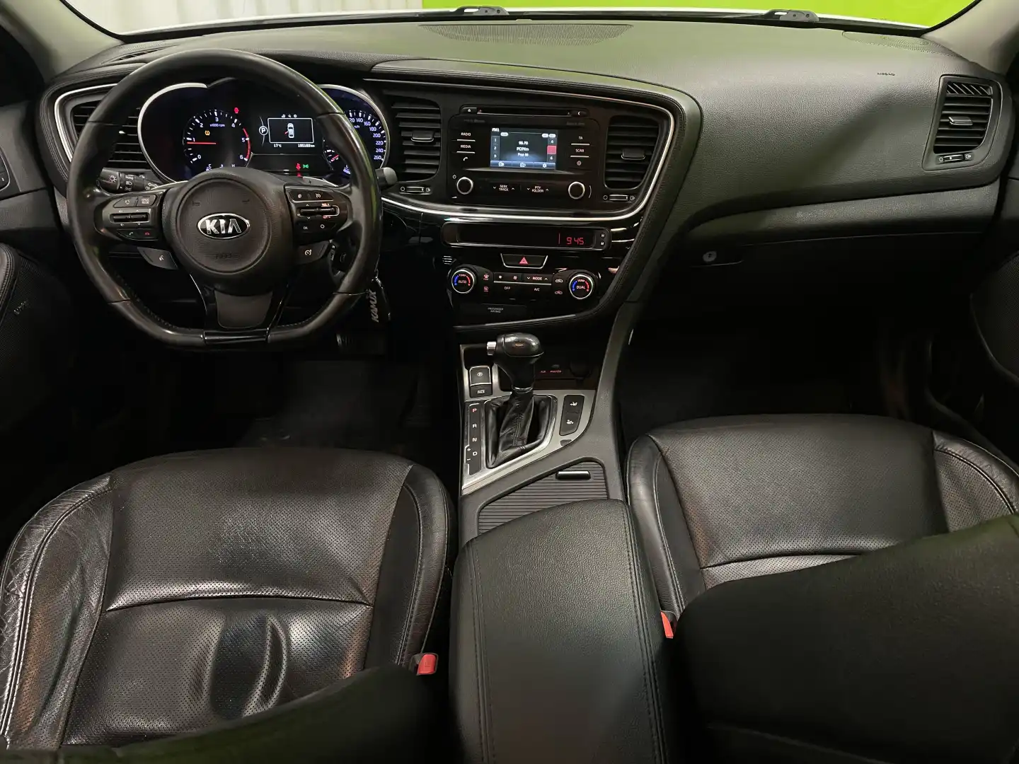 car-image