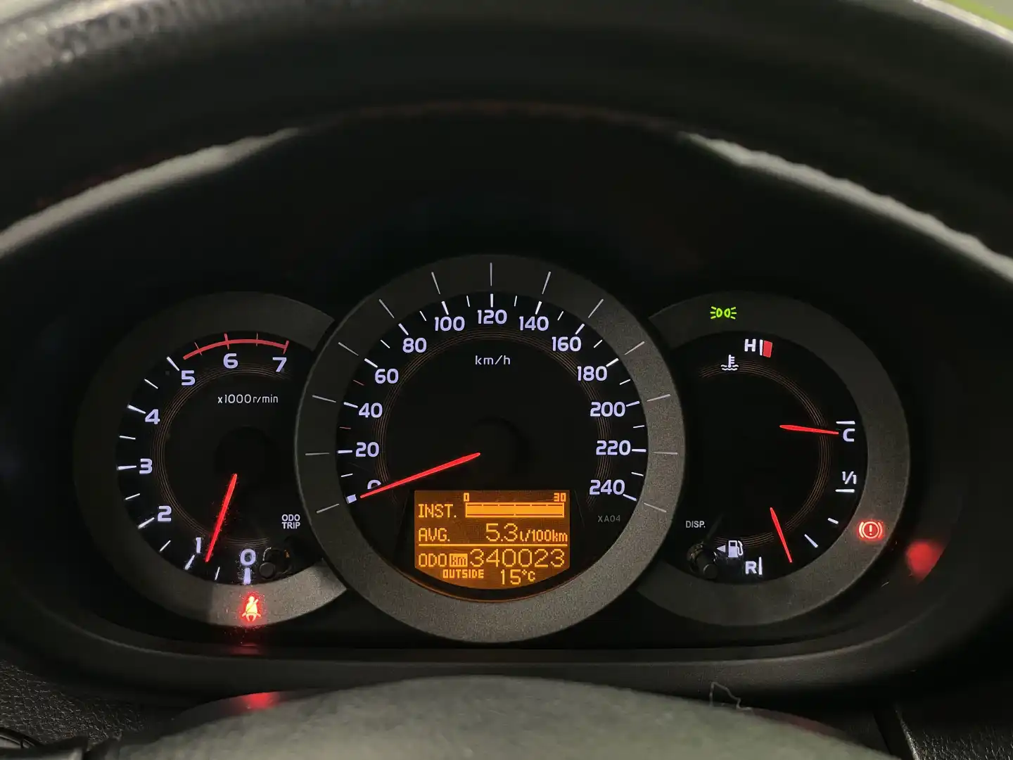 car-image