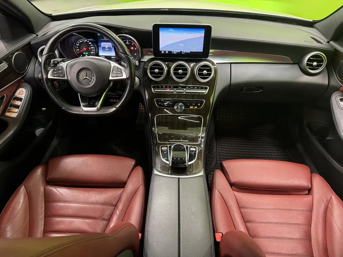 car-image