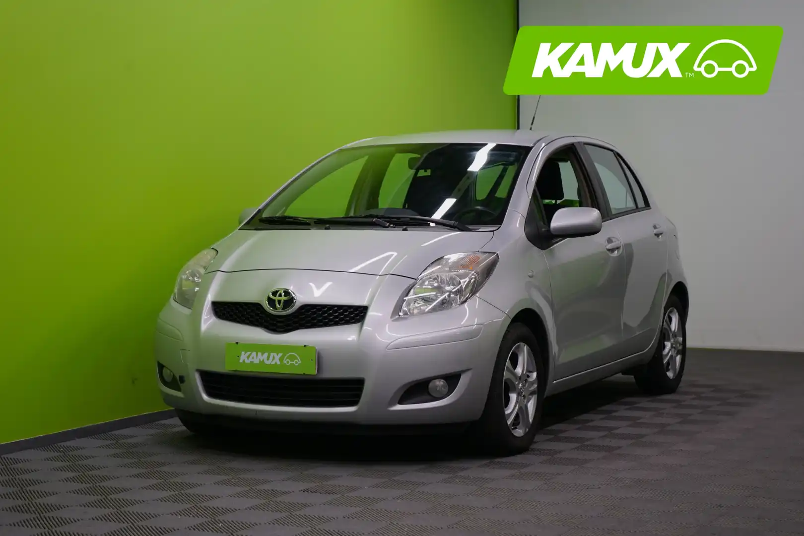 car-image
