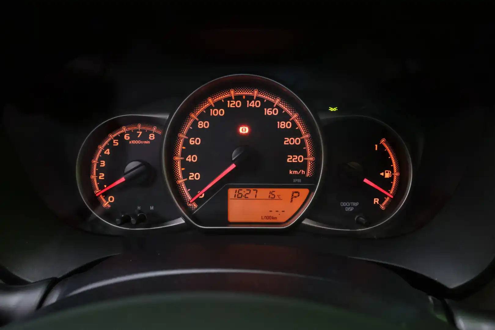 car-image