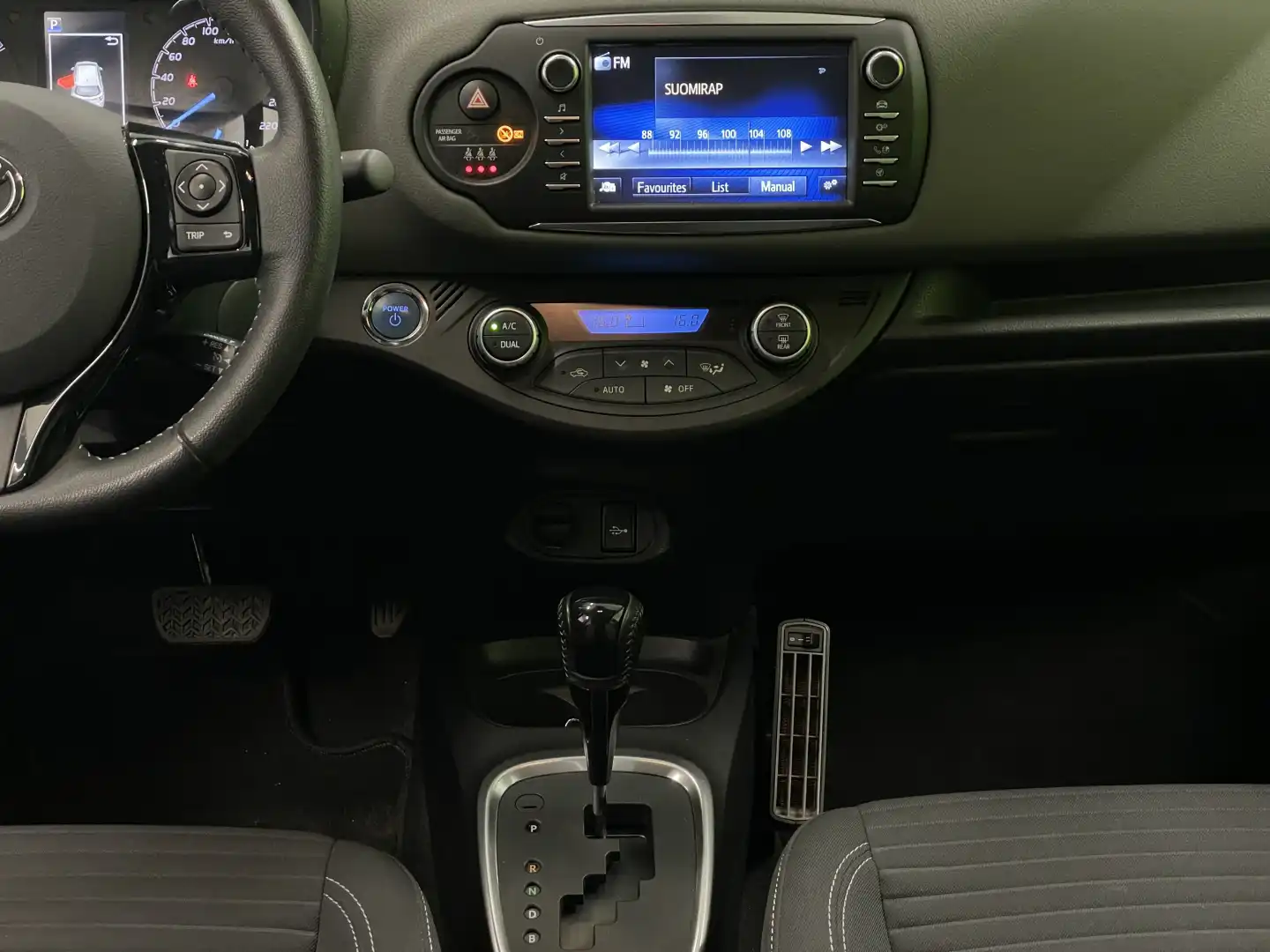 car-image