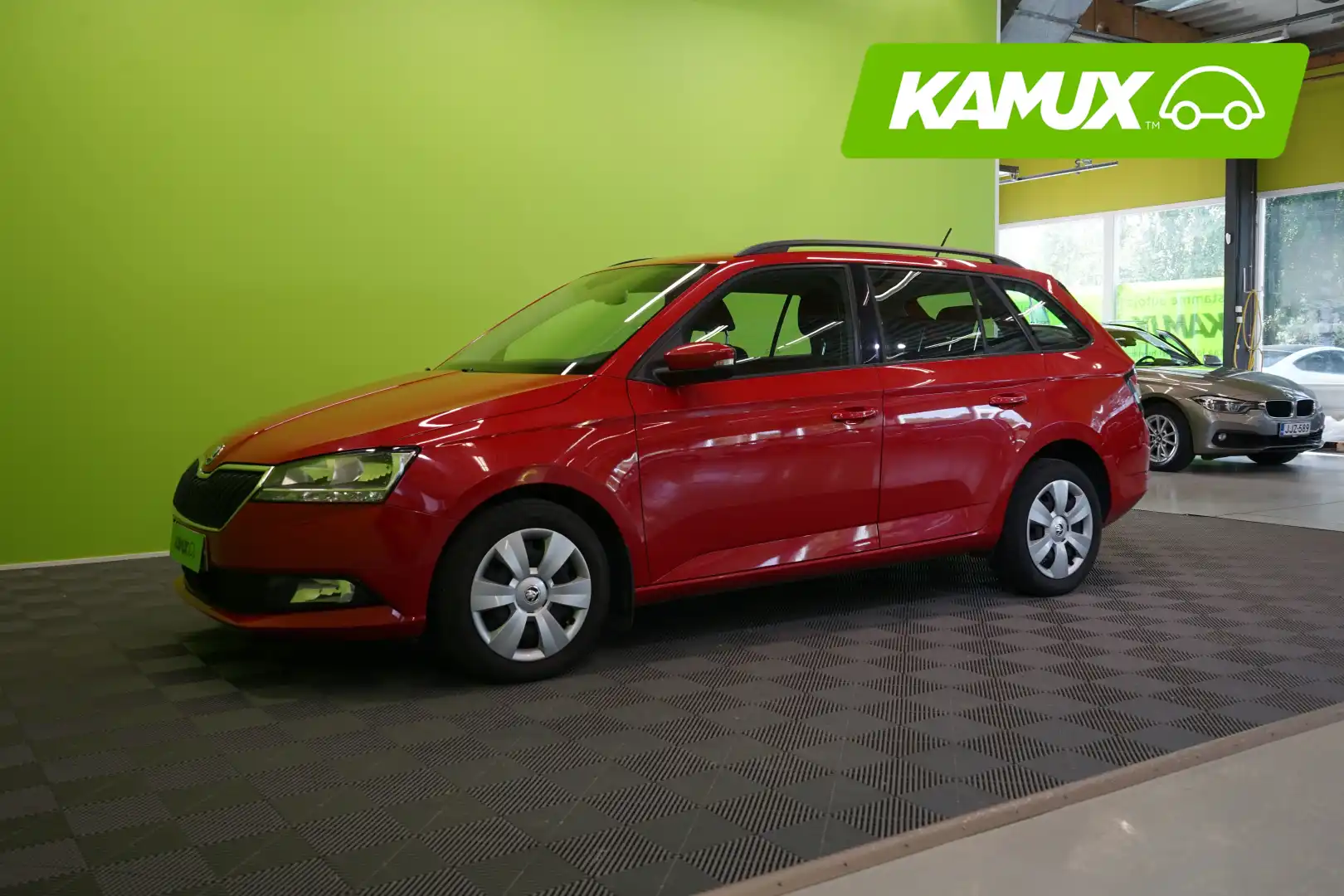 car-image
