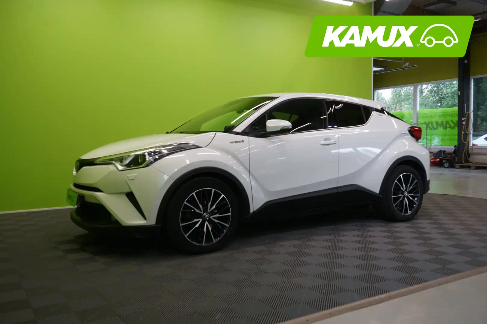 car-image