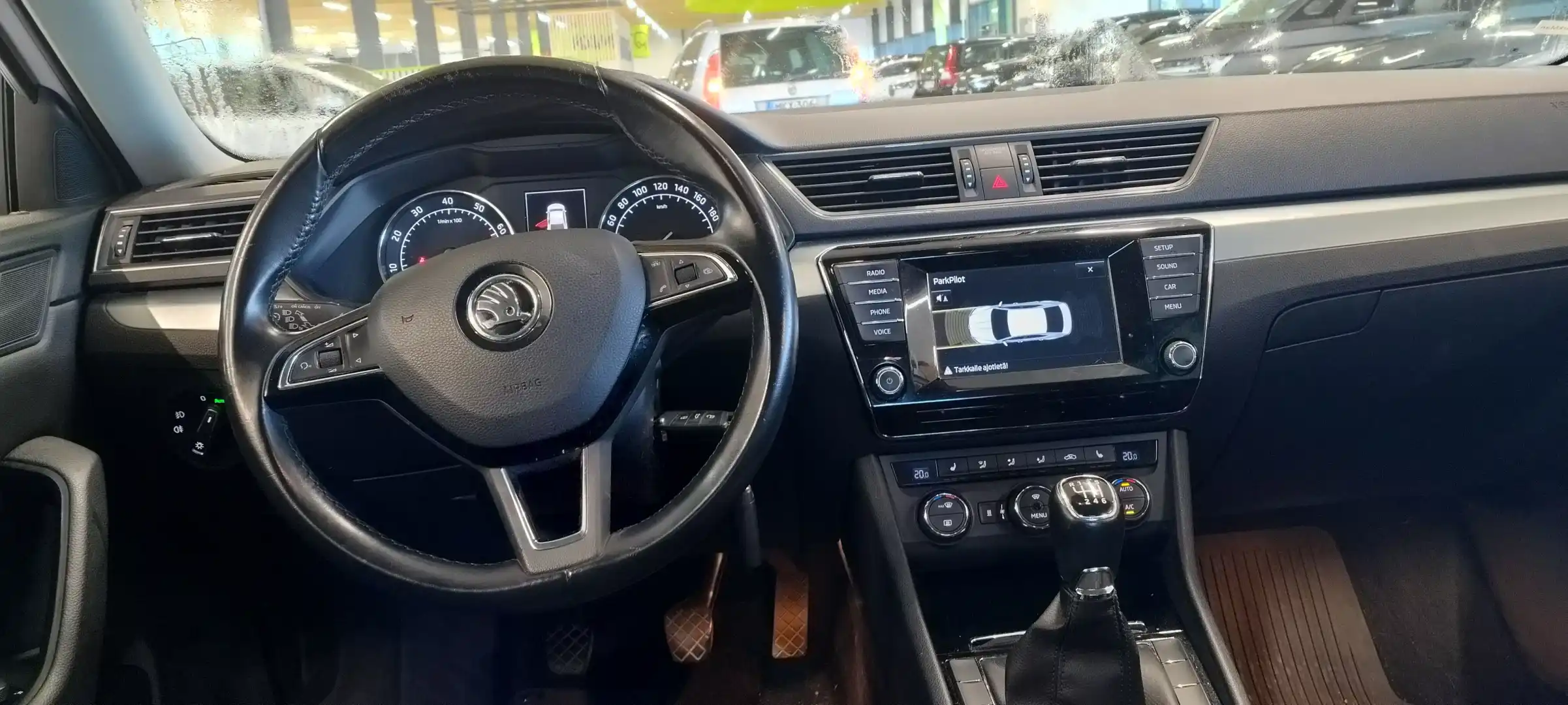 car-image