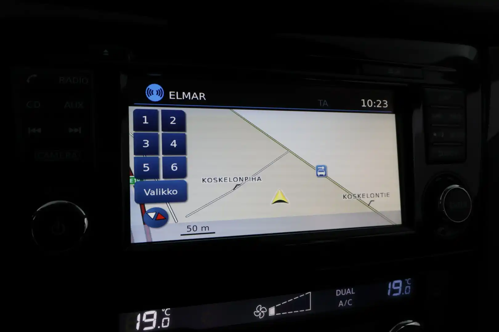 car-image