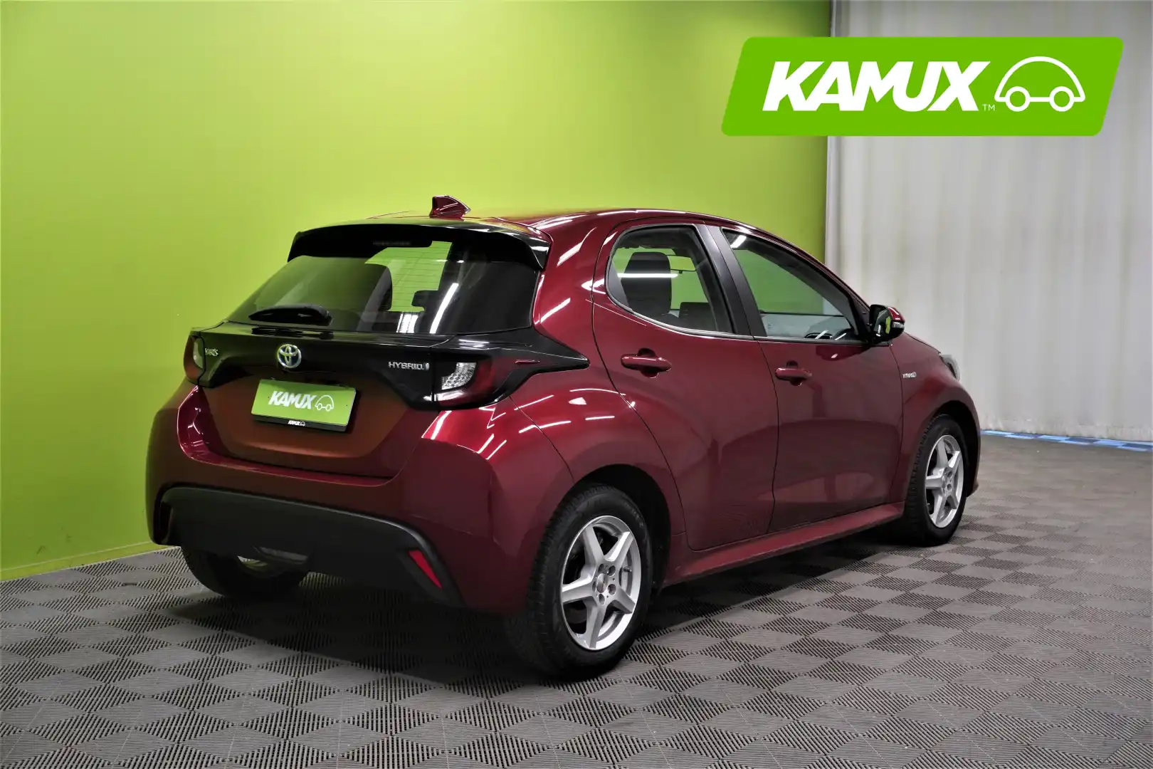 car-image