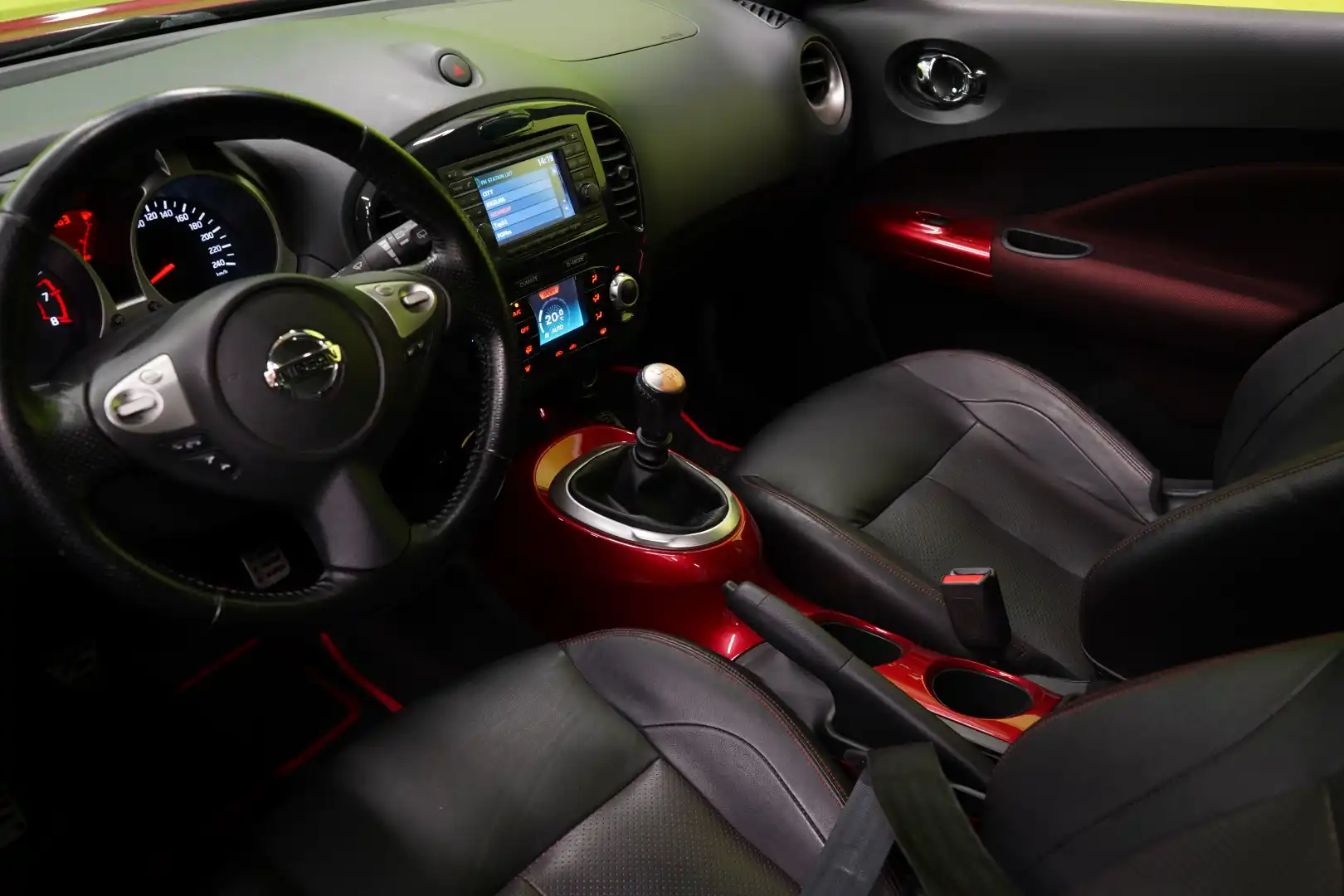 car-image