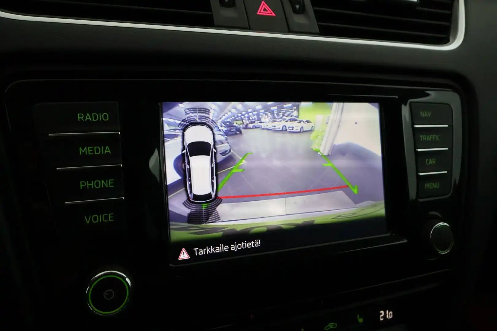 car-image