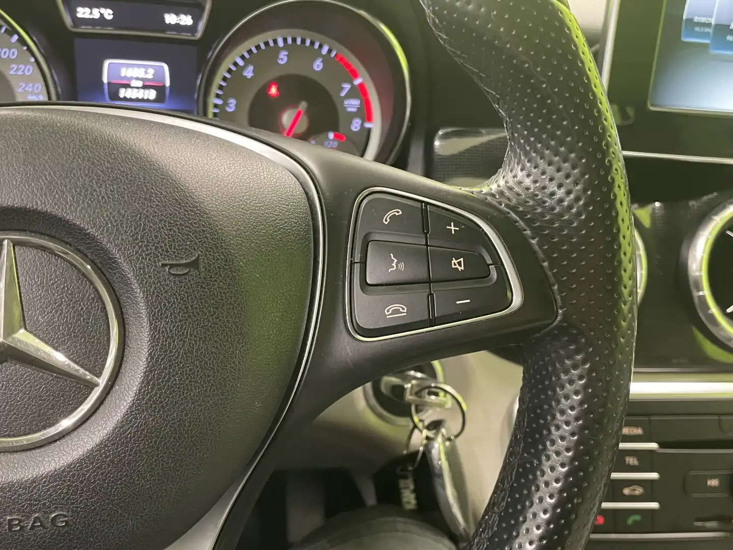 car-image