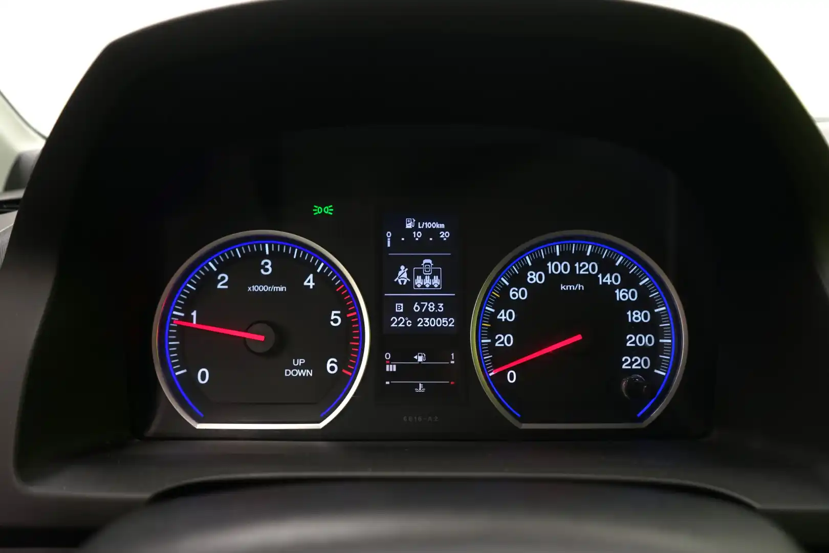 car-image