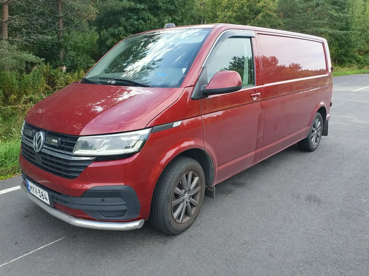 car-image