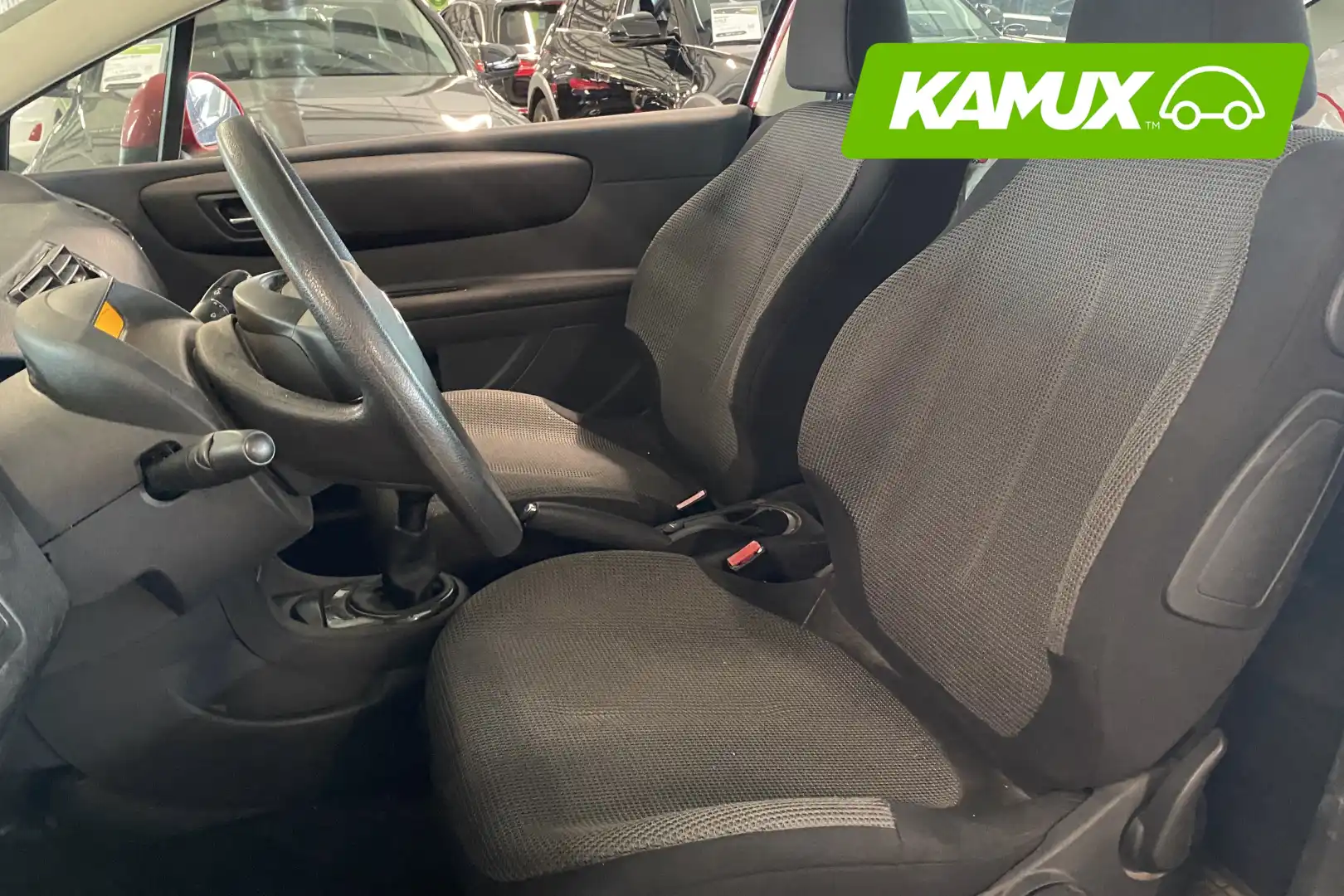 car-image