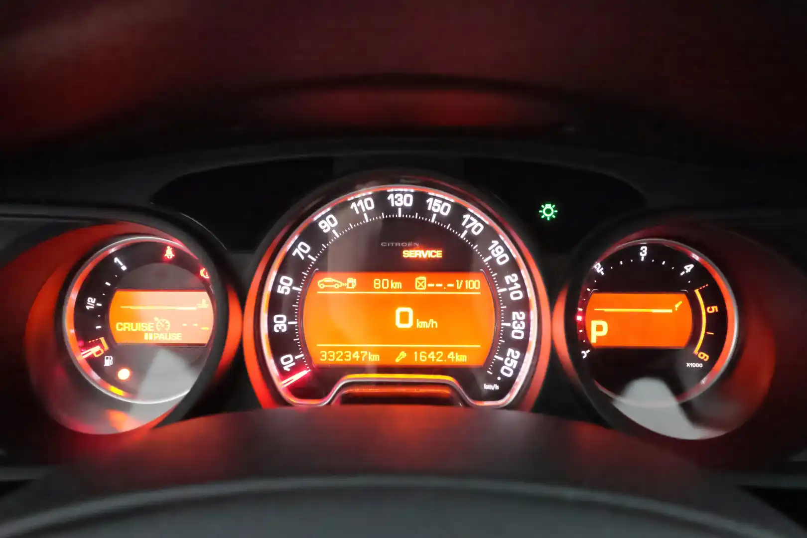 car-image
