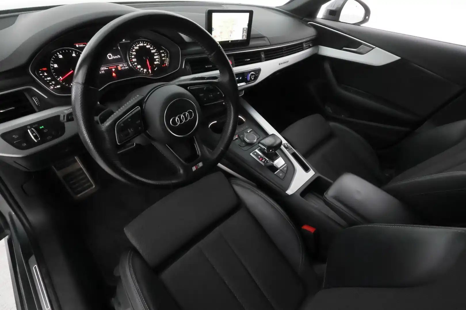 car-image