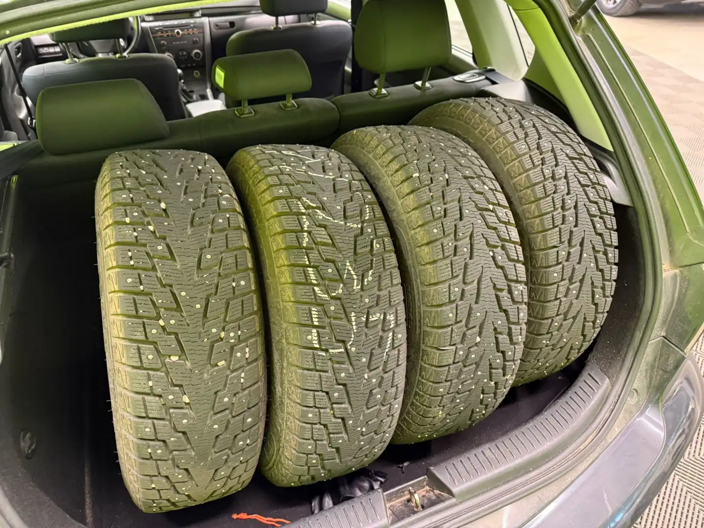 car-image