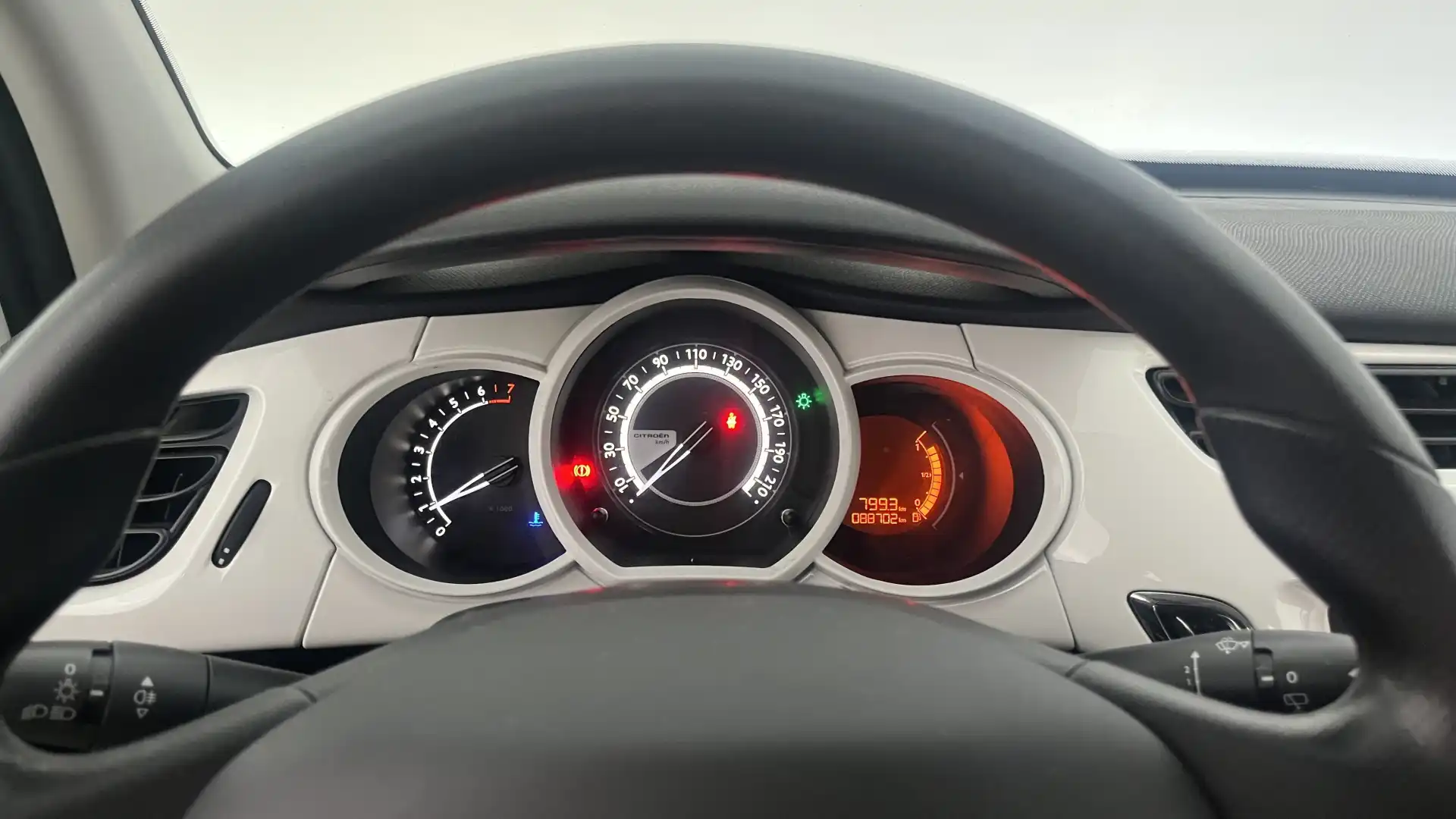 car-image