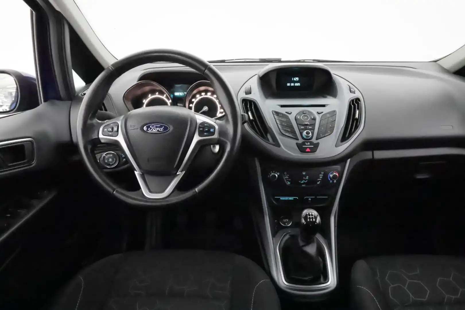 car-image