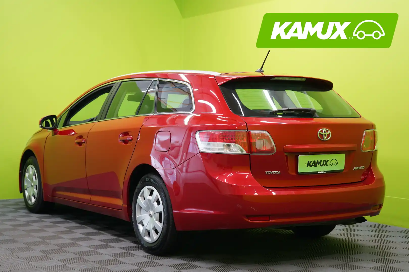 car-image